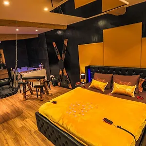 La Loveroom Bdsm Grassoise La Des Désirs Grasse