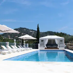 3* Bed & Breakfast With Charm, Quiet, Kitchen, Sw Pool.